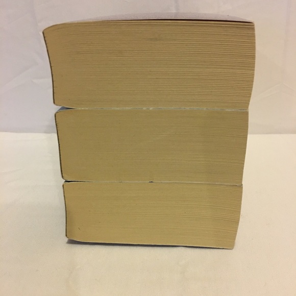 Michelle West paperbacks The Sun Sword - Picture 5 of 5